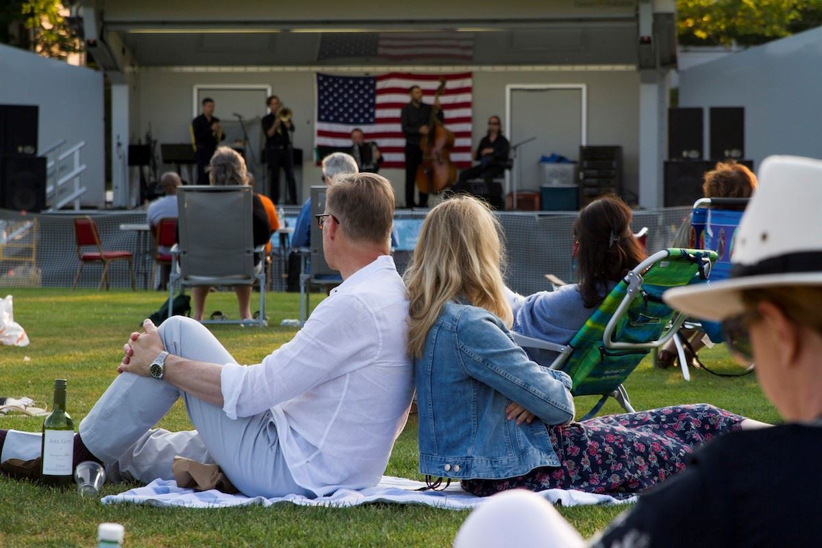 Image of SCC Concert in Park couple 
