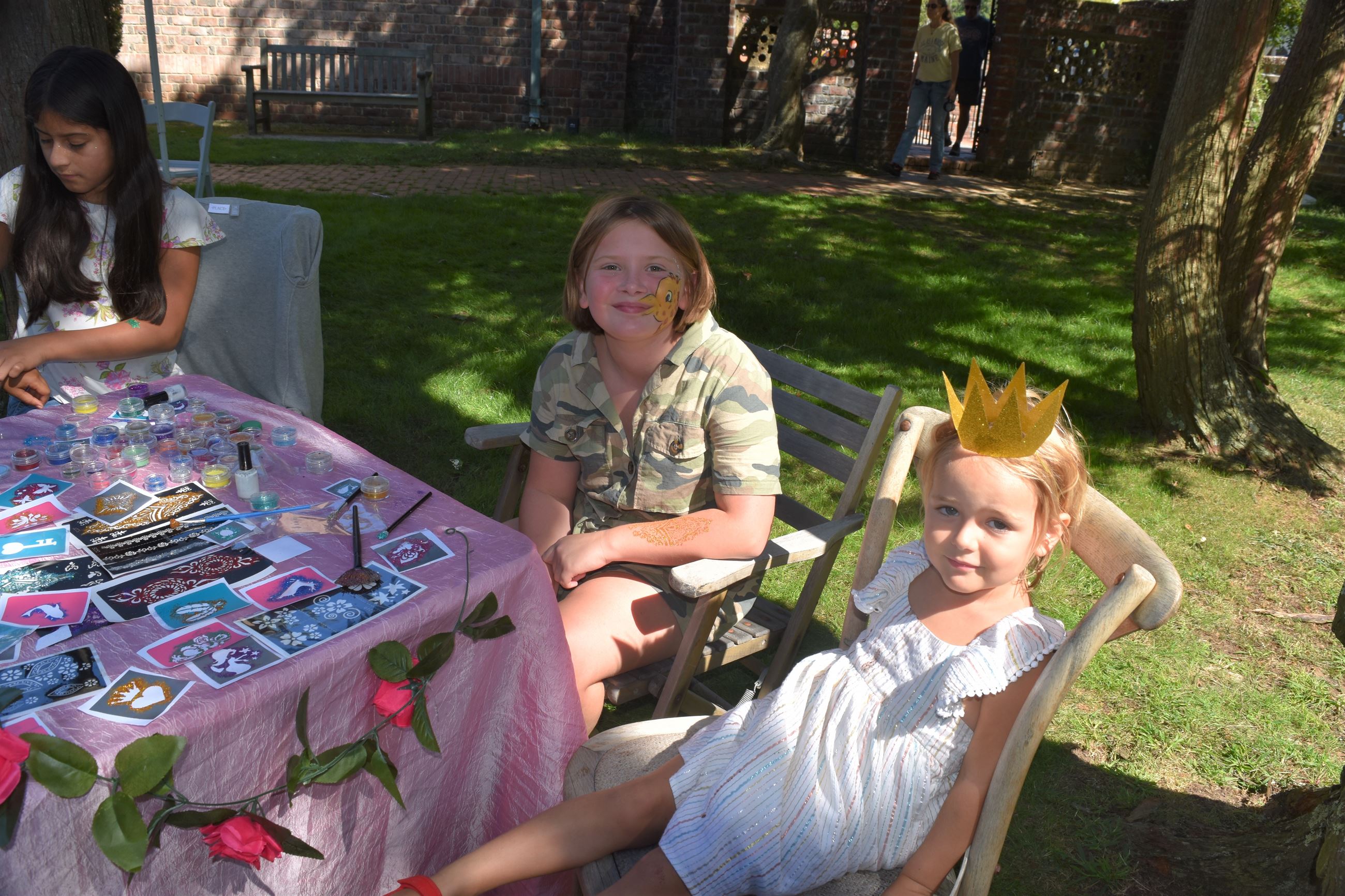 Image of glitter tattos